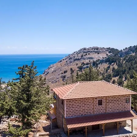 Costa Hilltop מלון 4*