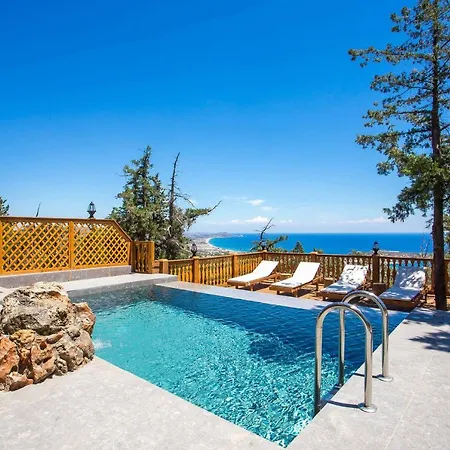 Costa Hilltop