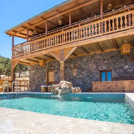 Costa Hilltop Hotel 4*